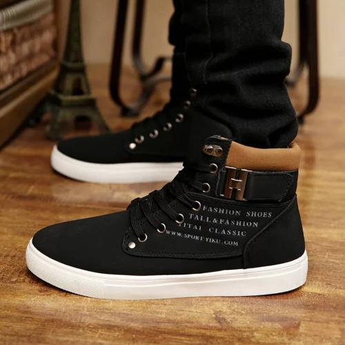 حذاء رجالي بموديل عصري أنيق ،