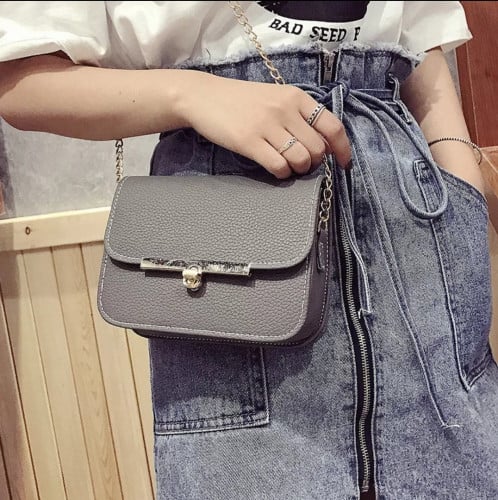 حقيبة صغيرة انيقة