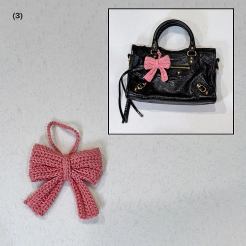 تعليقة شنطة فيونكة (bow bag charm)