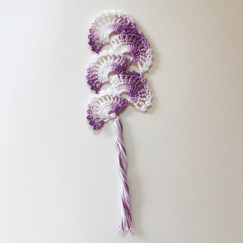 Fan Bookmark - Swirl