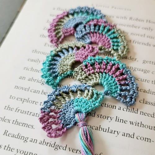 Fan Bookmark - Soft