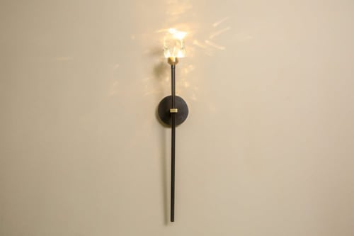 ابليك كريستال قاعدة أسود