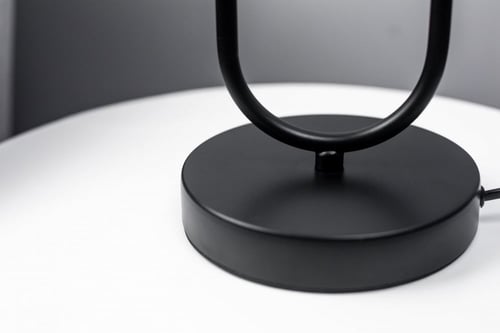 ابجورة راقية اسود بتصميم كلاسيكي