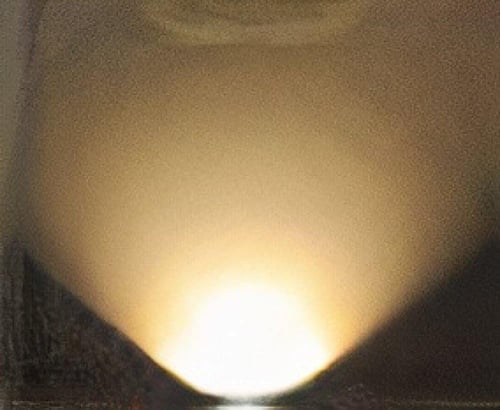 لمبة شحن ضوء أصفر