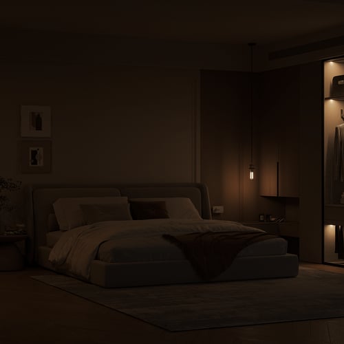 إضاءة معلقة معدنية لون فضي وذهبي