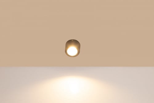 لطش خارجي 7 وات قاعدة سوداء انارة صفراء