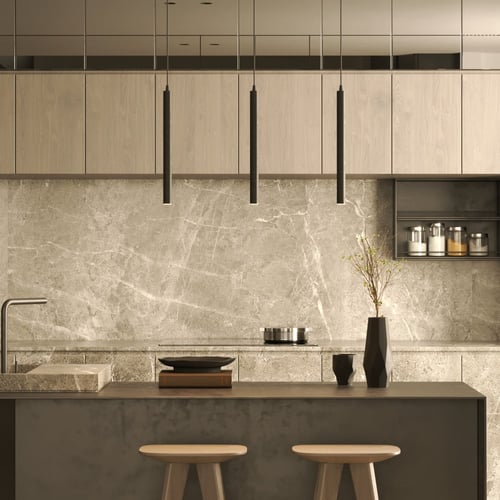 لمبة طويله ليد علاقي متوفر 3 ألوان