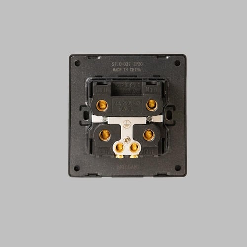 مفتاح مكيف 45A أسود برلنت لايت