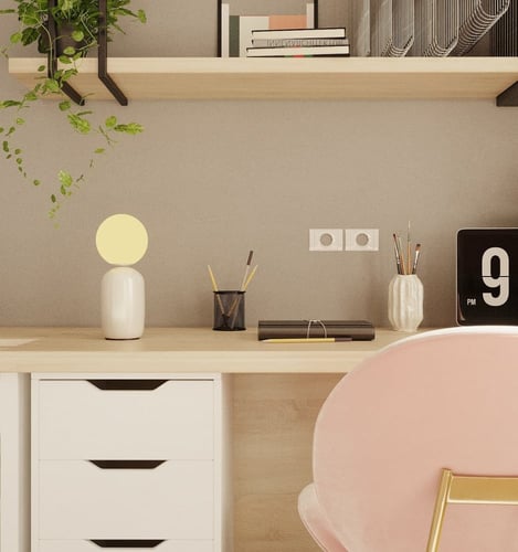 ابجورة طاولة حديد ابيض مع كرة مضيئة