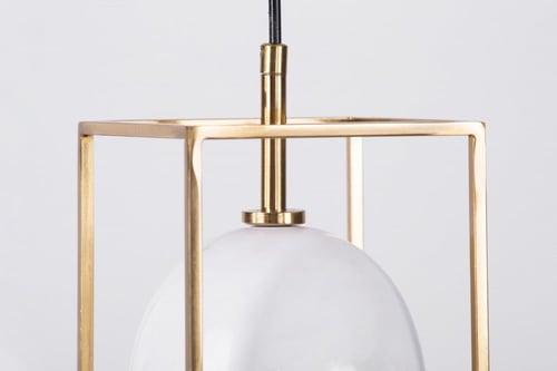 ثريا رخام علاقي مودرن أبيض