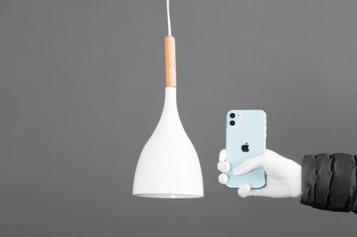 ثريا علاقي مفرد ابيض