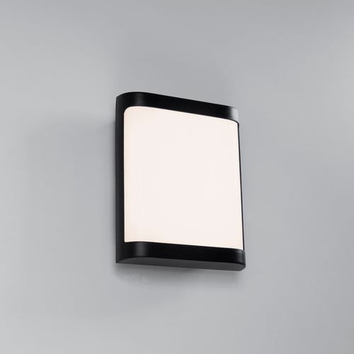 كشاف سور مربع بلون اسود وإنارة صفراء