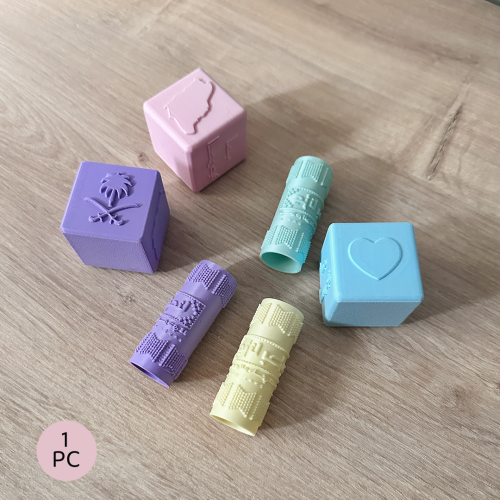 مكعبات اليوم الوطني - ألوان عشوائية