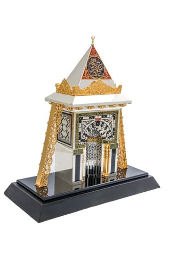 مجسم نسخة طبق الأصل من محراب الرسول محمد صلى الله...