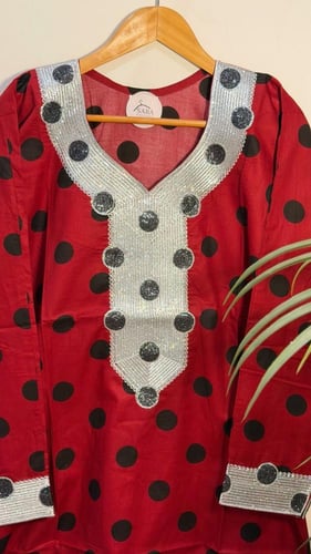 جلابيه نسائيه رمضانيه احمر ( ميديم - اكس لارج - دب...