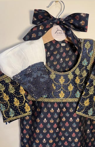 طقم اطفال كحلي ( 3 سنوات ونص )