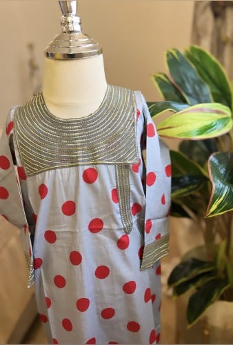 جلابيه اطفال تلي لون رمادي(٩سنوات)