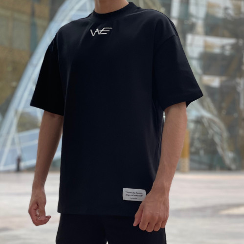 تيشيرت أسود - Black T-Shirt