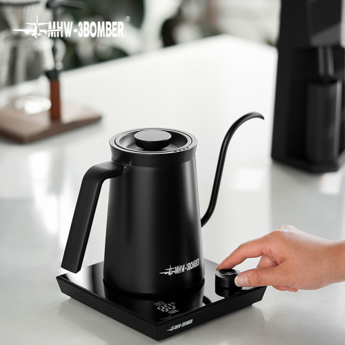 غلاية قهوة كهربائية من MHW-3BOMBER لون أسود سعة 60...