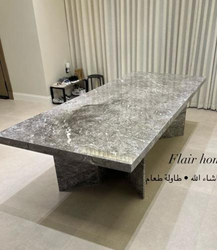 طاولة طعام رخام