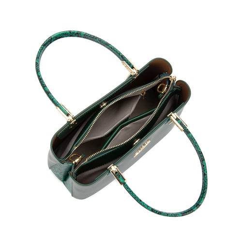 شنطة نسائية لون اخضر