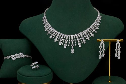 طقم زركون فضي