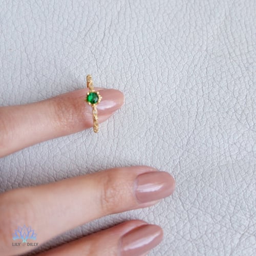 خاتم زمردة - فضة خالصة