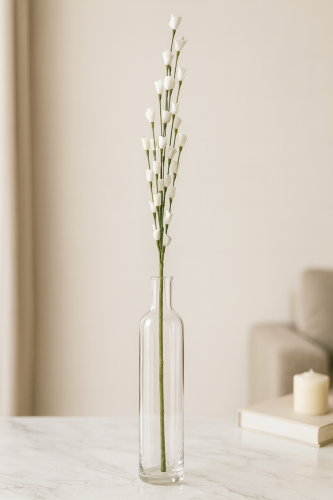 اغصان بلون ابيض