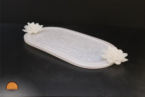 صينية تقديم بيضاوية مزينة بزهور ديكور