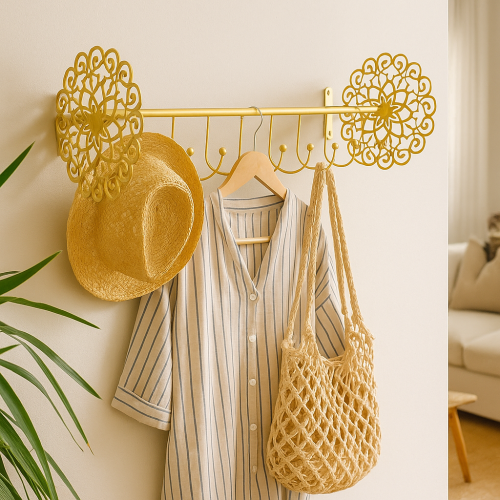 حامل ملابس جداري