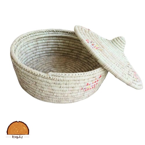 مطبقية خوص تراثية بغطاء