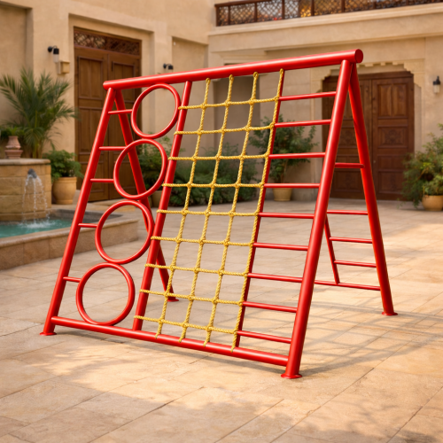 لعبة تسلق أطفال مثلث حديد بشبك حبال وحلقات