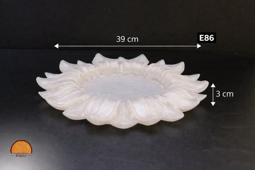 صحن تقديم بشكل صدفي عصري