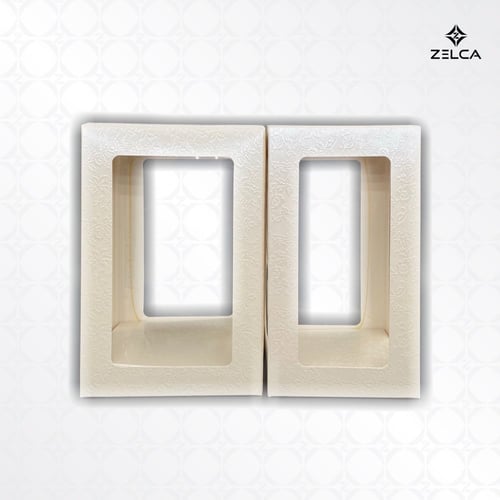 علب هدايا و افراح مكعبة بنافذة شفافة (20 علبة )