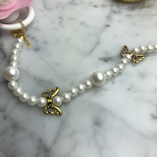 تعليقه لهايه لولو الفراشات