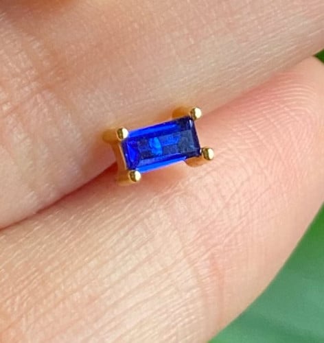 Blue rectangle- stud