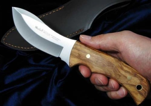 سكين اسباني من شركة مويلا موديل SIOUX-10.OL