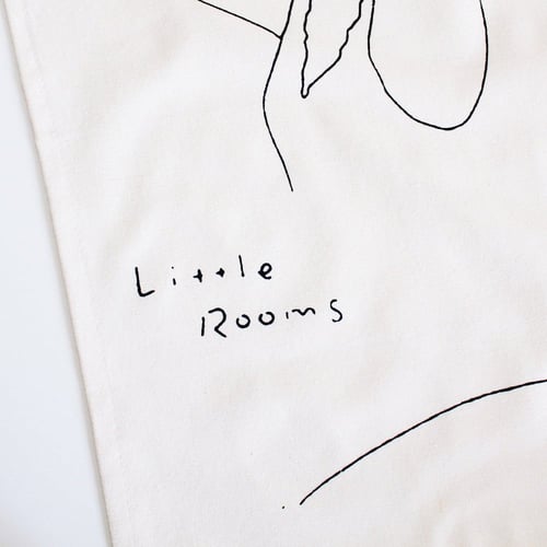 لوحة قماشية جدارية فتاة