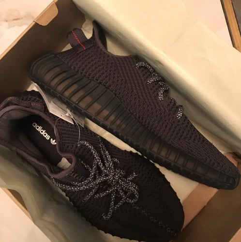 Adidas Yeezy Boost 350 V2 Black Static Non reflect...