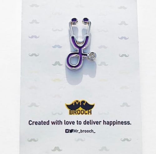 بروش سماعة طبية - اللون البنفسجي