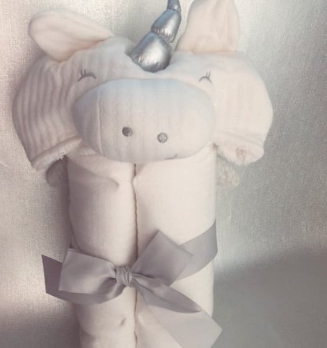 هديه بكج بطانيه مع دميه