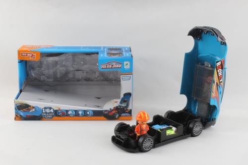 سيارة الطريق و الملحقات الداخلية