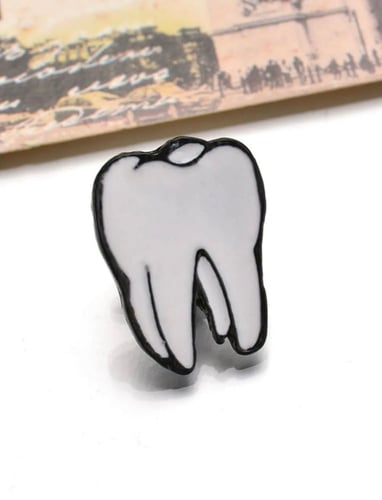 بروش دبوس شكل دماغ