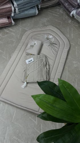 طقم صلاة ورد الجوري غبار الورد