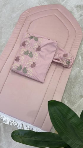 طقم صلاة سادة وردي