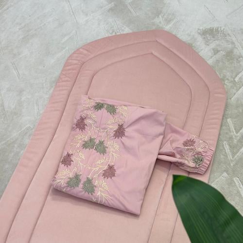 طقم صلاة سادة وردي