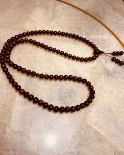 مسابح العود الطبيعي المروكي