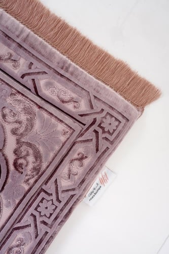 سجادة صلاة حرير من الميموري فوم