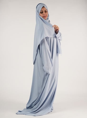 طقم صلاة سجى باللون السماوي