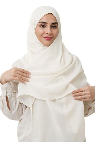 طرحة مع بندانة